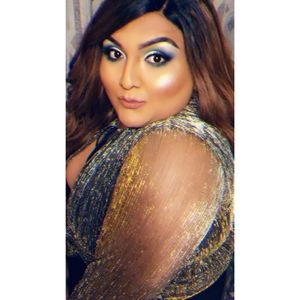 Meet your Posher, Devin